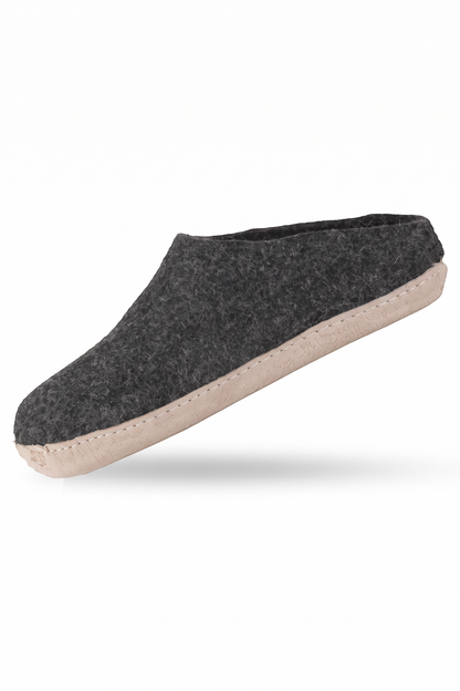 Wollpantoffel(100 % reine Wolle) – Modell Koks mit Sohle aus Leder – Dänisches Design von SHUS